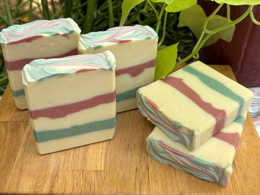 CHRISTMAS SCENT - Mistletoe Kiss Butter Bar Soap